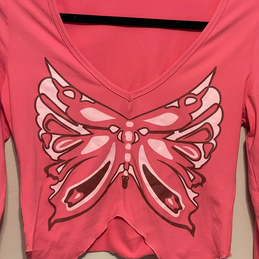 Shein Asymmetrical Hem Butterfly Top - Picture 6 of 7